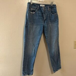 Abercrombie & Fitch Curve Love High Rise Distressed Mom Jeans SZ 30 R